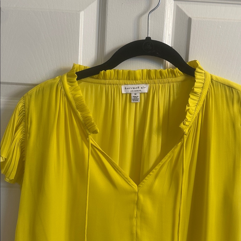 Current air Thread Bright Yellow Blouse - Picture 2 of 3